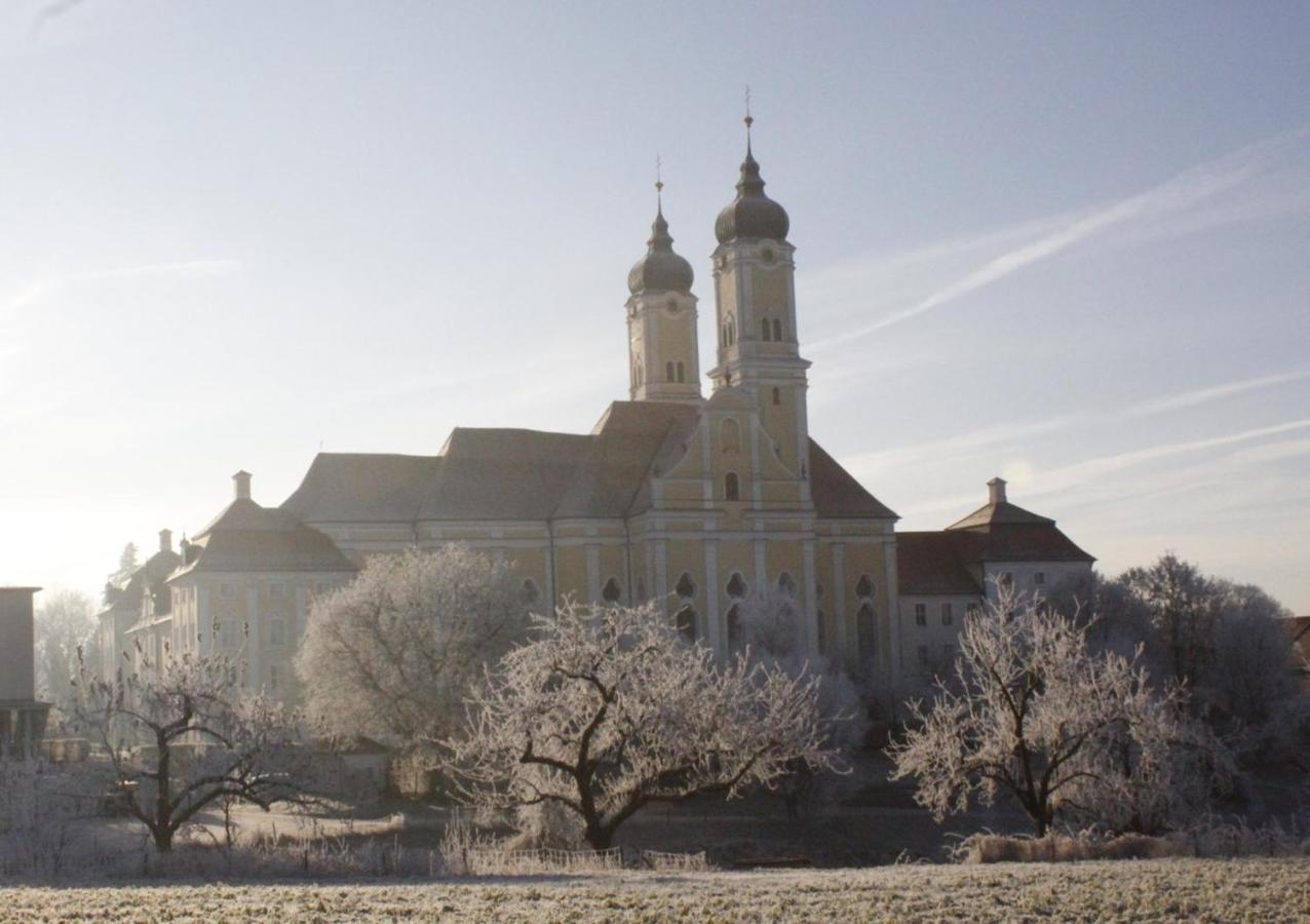 Klostergasthof Roggenburg Exterior photo