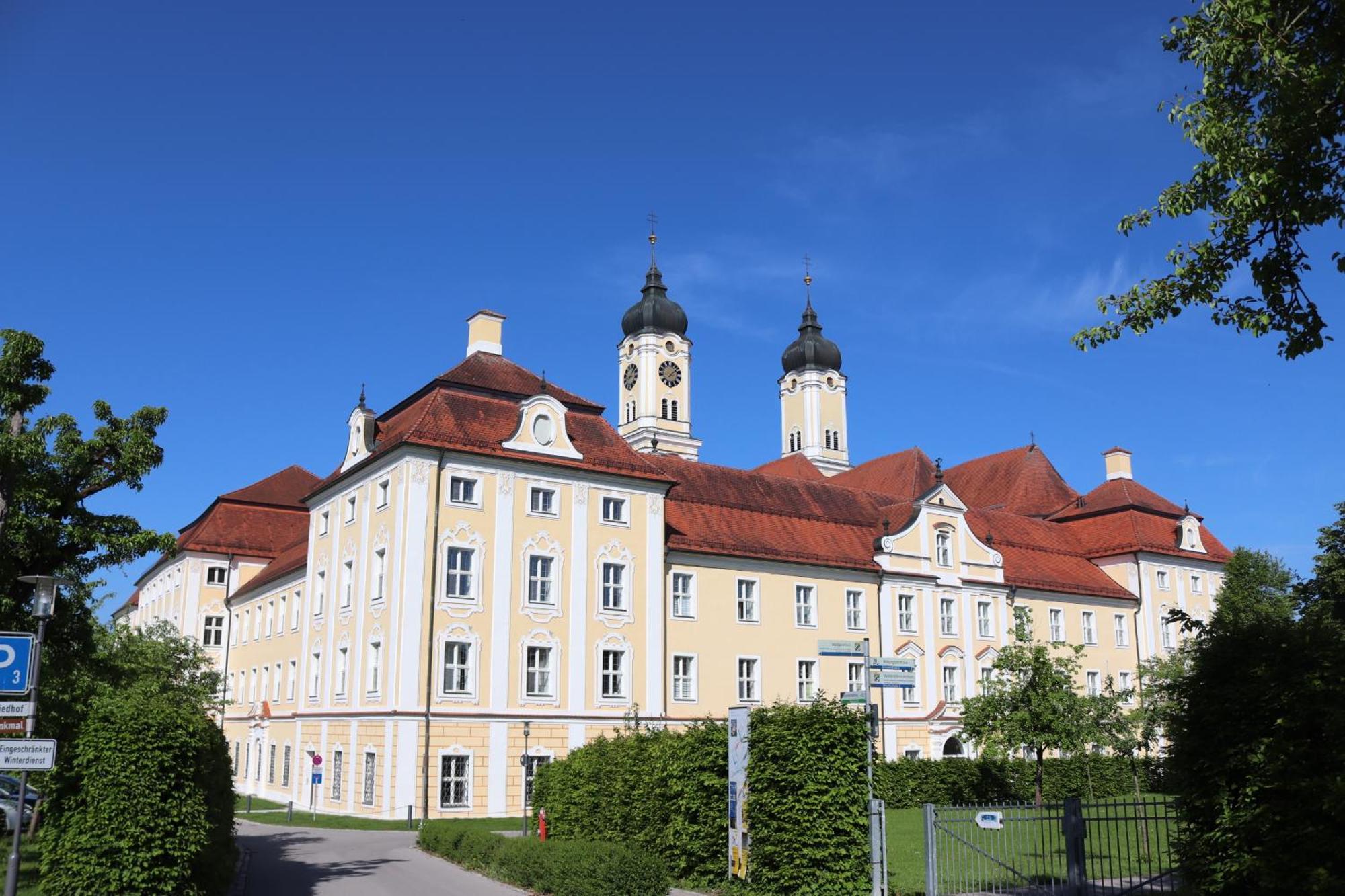 Klostergasthof Roggenburg Exterior photo